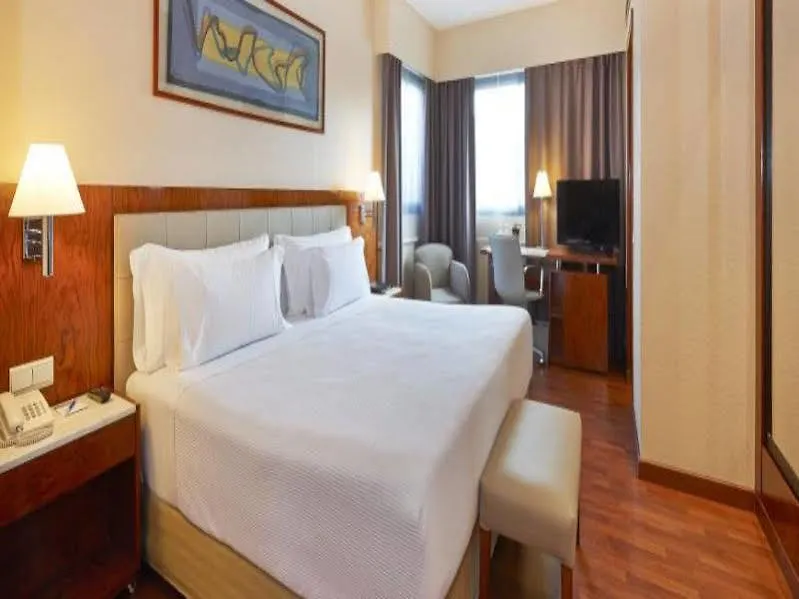 *** Hotel Nh Barcelona Entenza Spain